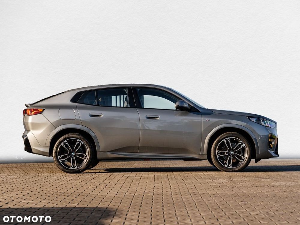 BMW X2 - 3