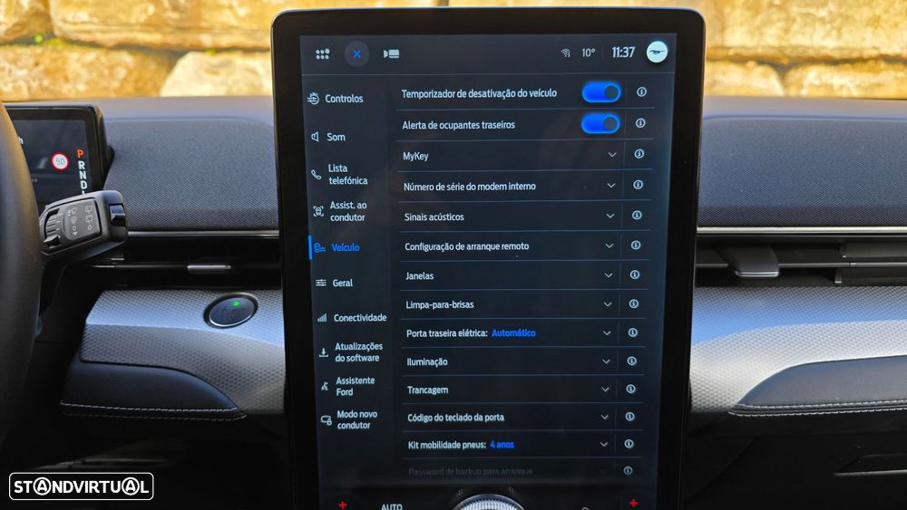 Ford Mustang Mach-E - 31