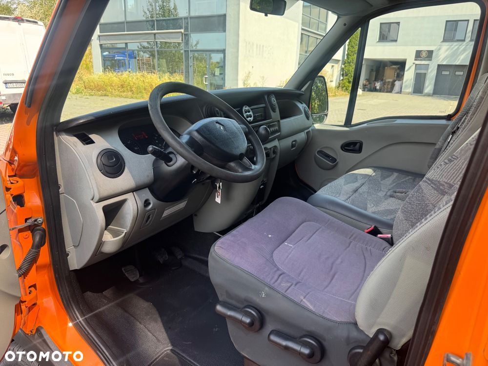 Renault Master Wywrotka brygadowka 7 osób doka  2008. 2.5DCi  Kiper I wł. Wywrot - 17