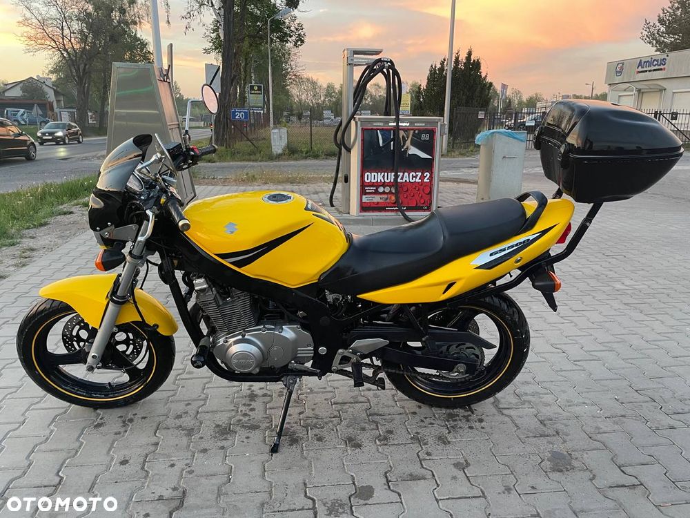 Suzuki GS - 4