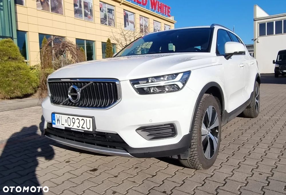 Volvo XC 40 T3 Momentum - 11