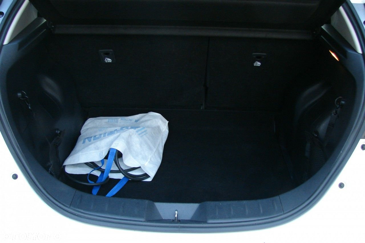 Nissan Leaf - 21