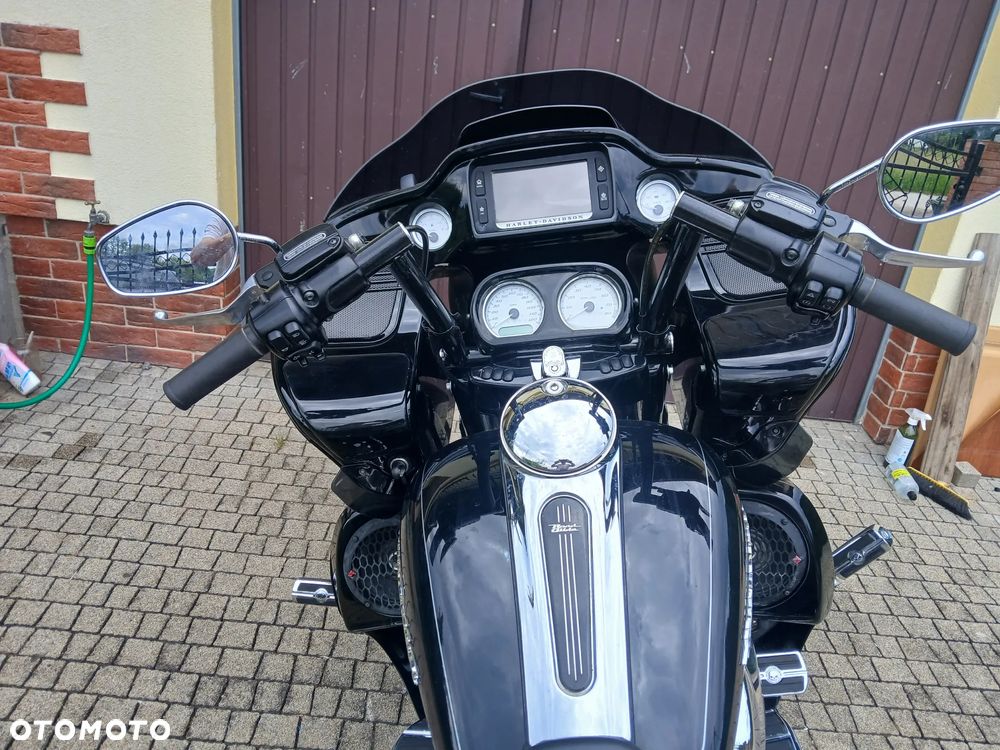 Harley-Davidson Touring Road Glide - 17