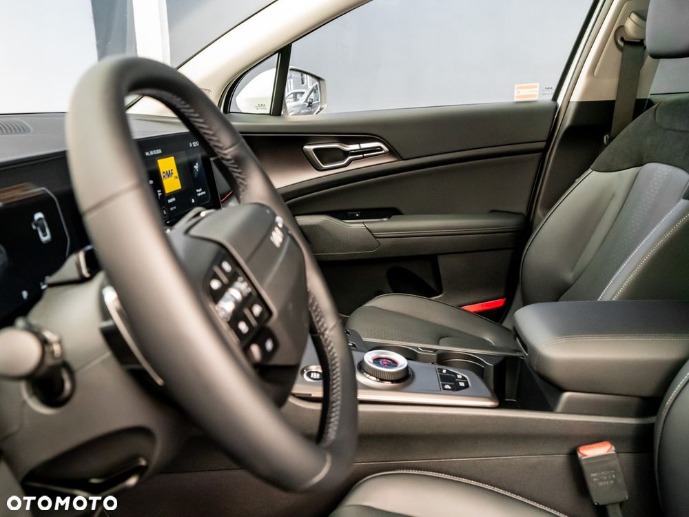 Kia Sportage 1.6 T-GDI HEV Business Line 2WD - 24