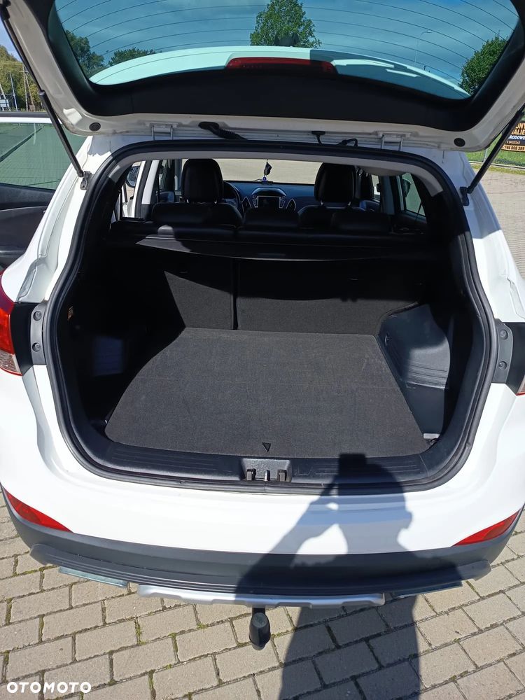 Hyundai ix35 2.0 CRDi 4WD Automatik Premium - 12
