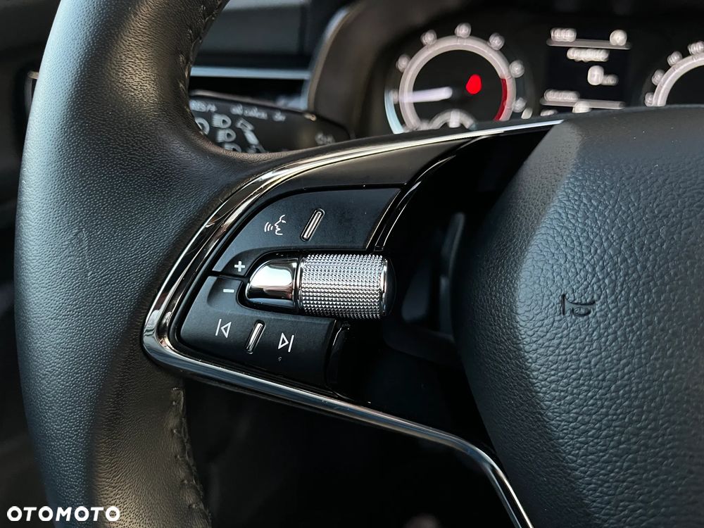 Skoda Kamiq 1.0 TSI Ambition - 25