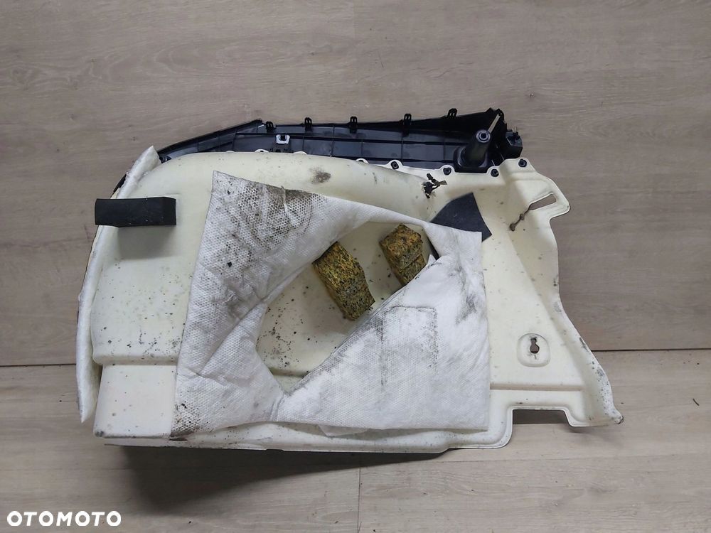 Toyota Prius IV xw50 boczek bagażnika prawy tył 64730-47190 - 5