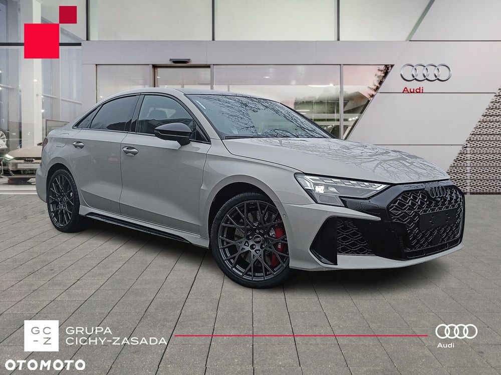 Audi RS3 Limousine - 9