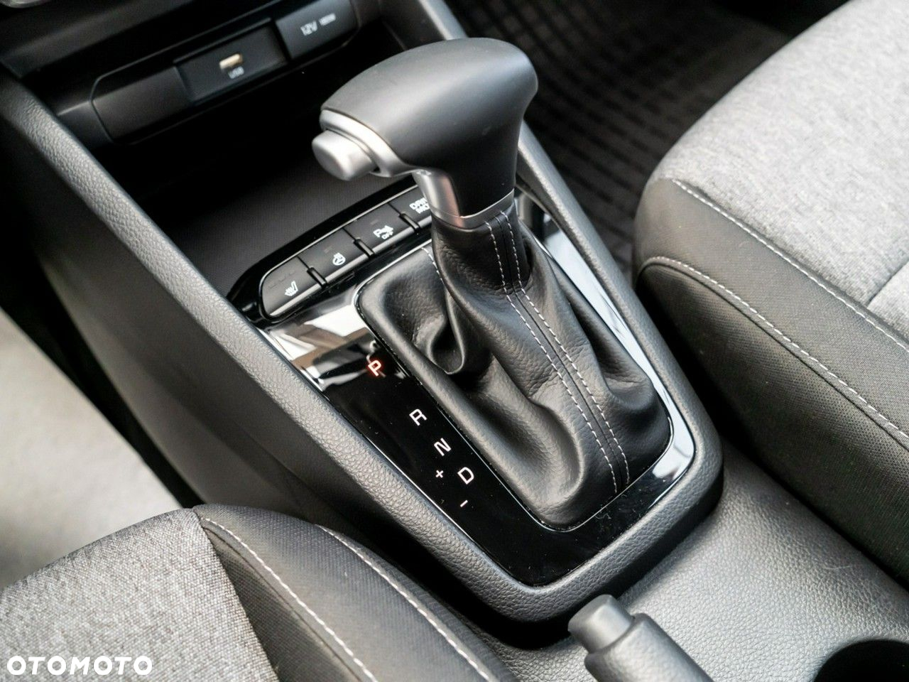 Kia Stonic 1.0 T-GDI M DCT - 16