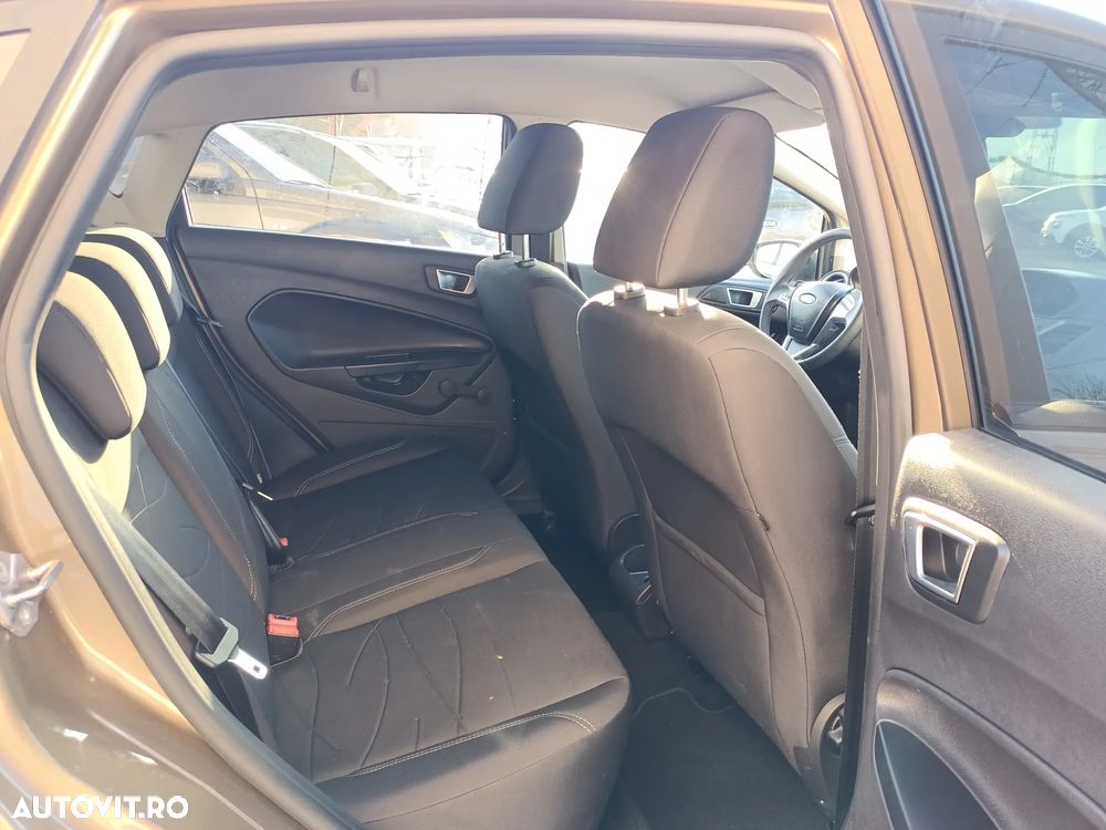 Ford Fiesta - 18