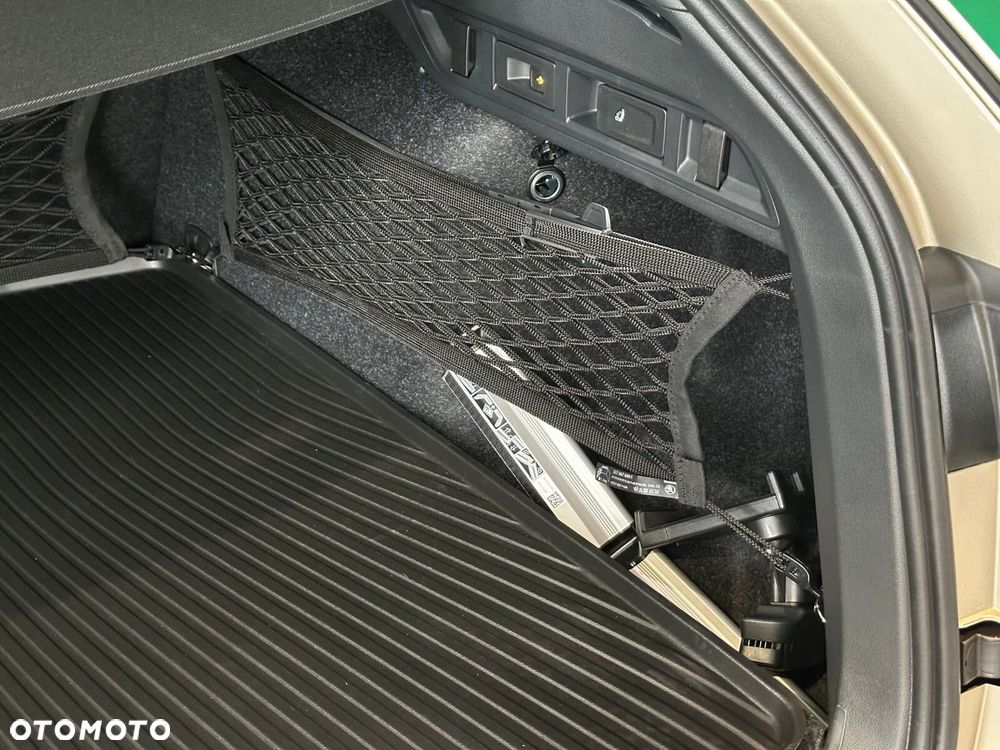 Skoda Octavia 2.0 TSI RS DSG - 11