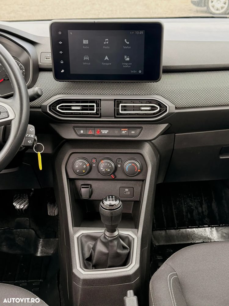 Dacia Logan TCe 90 MT5 Comfort - 9