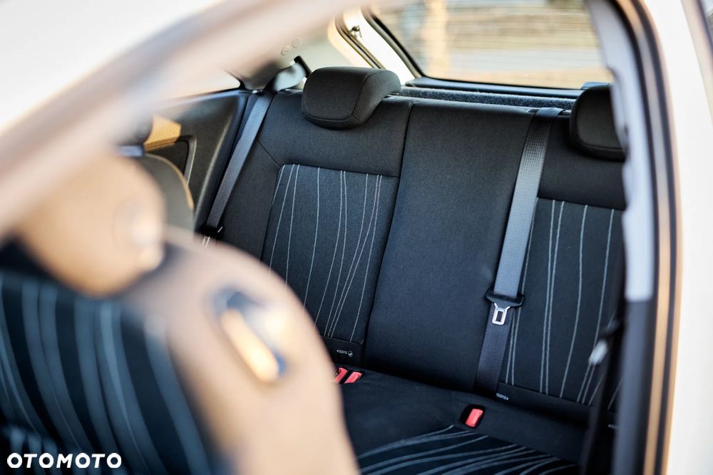 Opel Corsa 1.2 16V - 13