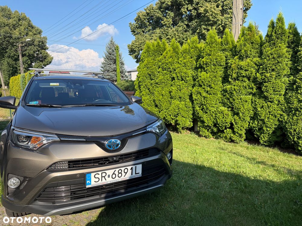 Toyota RAV4 - 3