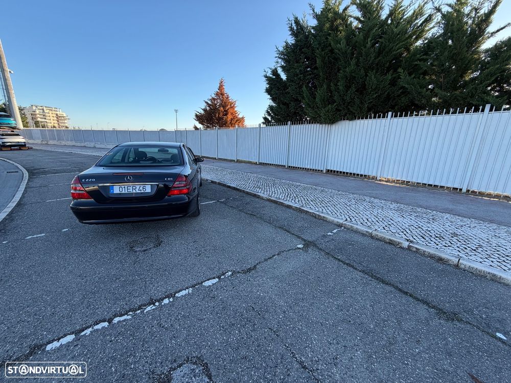 Mercedes-Benz E 220 CDI Classic - 4