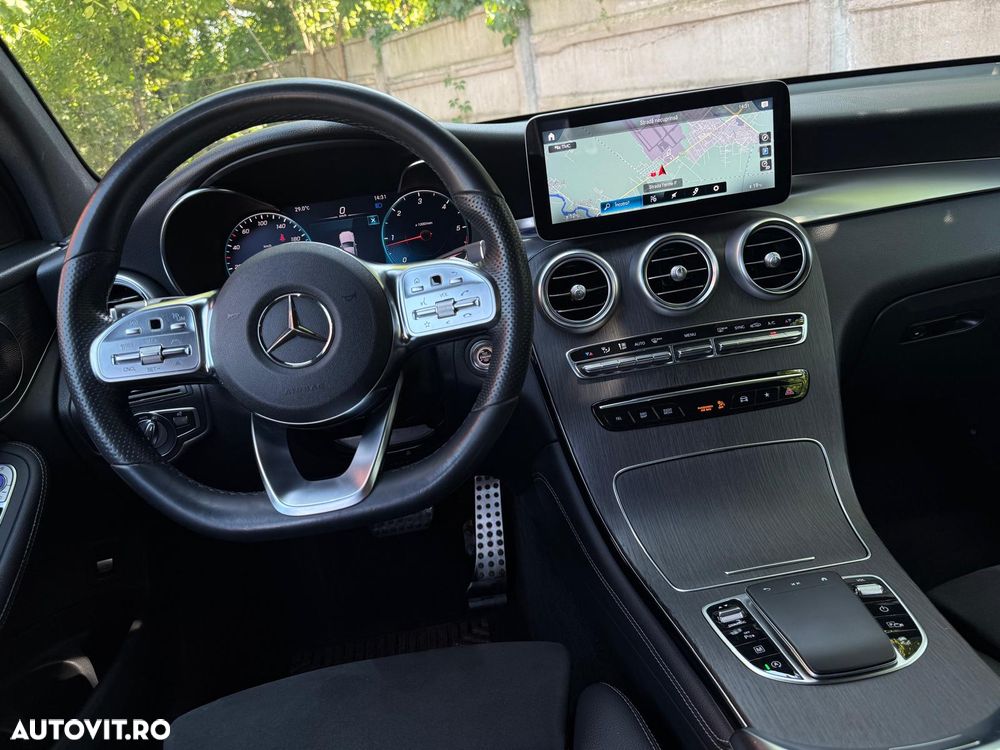 Mercedes-Benz GLC - 26