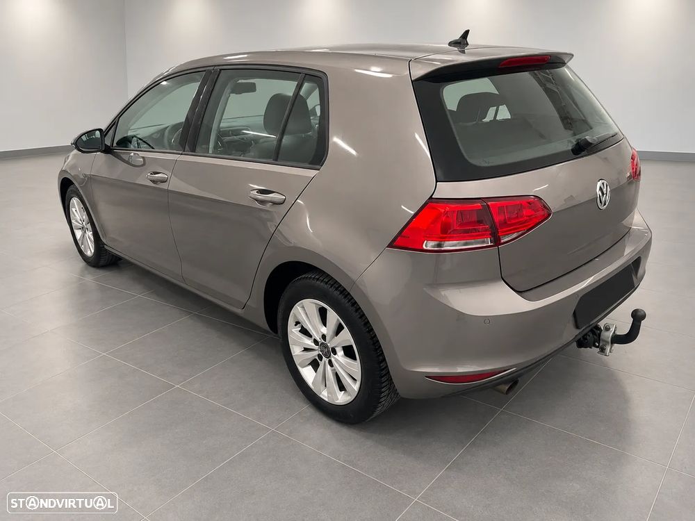 VW Golf - 4