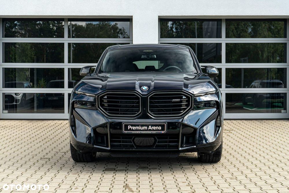 BMW XM - 4