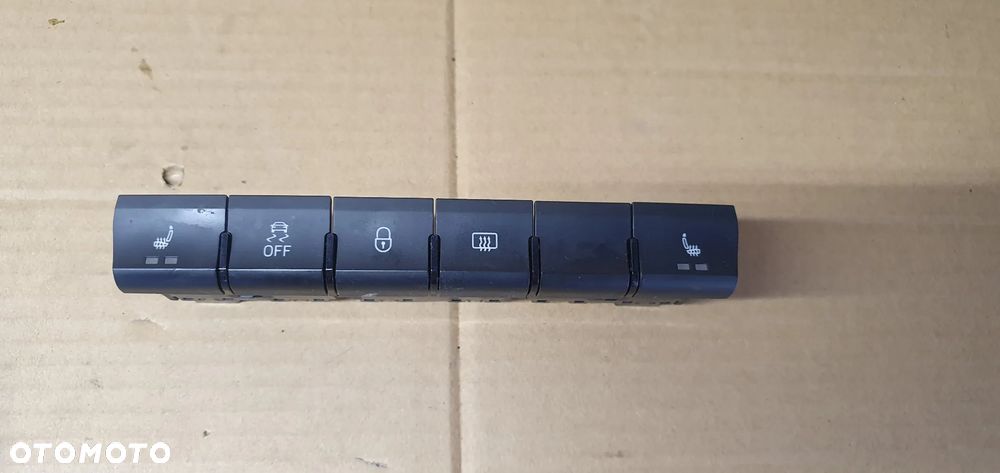 Przełączniki panel sterowania grzania foteli Skoda Rapid 5JA927132AH - 1