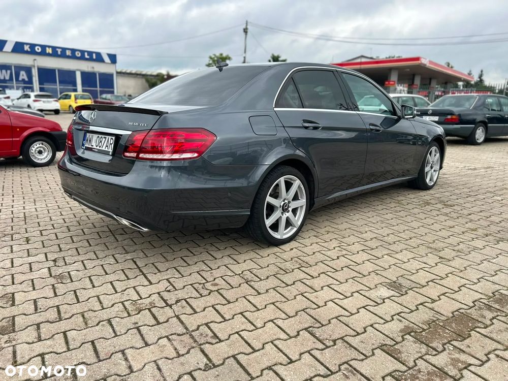 Mercedes-Benz Klasa E 300 CDI BlueEff - 5