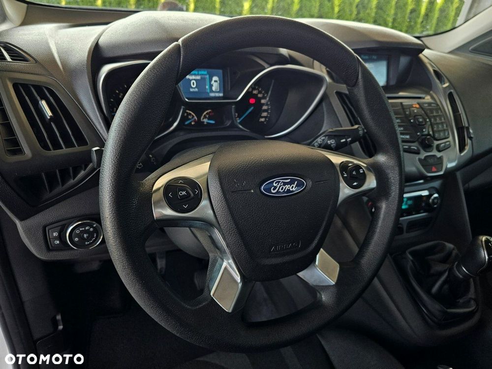 Ford Tourneo Connect Grand - 12