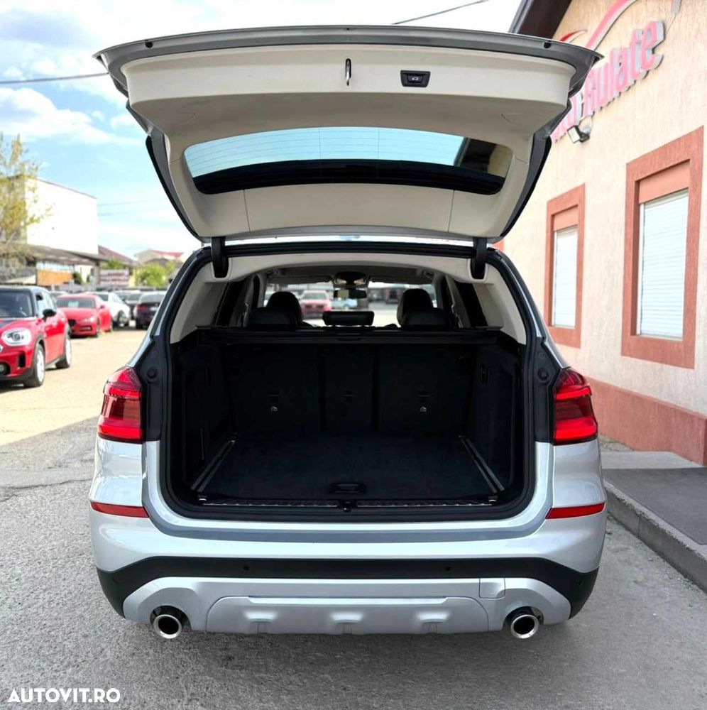 BMW X3 xDrive20d AT xLine - 14