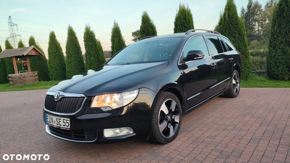 Skoda Superb 2.0 TDI DSG Elegance - 2