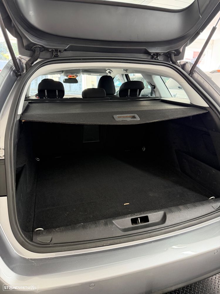 Peugeot 308 SW BlueHDi 120 EAT6 Stop & Start Allure - 16