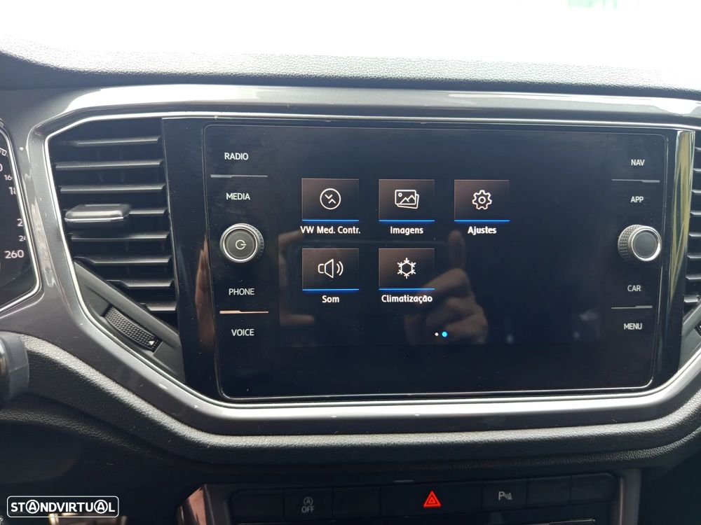 VW T-Roc 2.0 TSI OPF 4MOTION DSG R-Line - 19