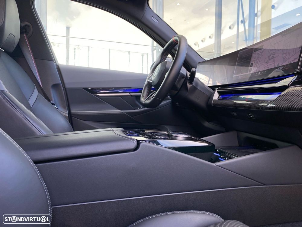 BMW i5 M60 xDrive Pack Desportivo M Pro - 17
