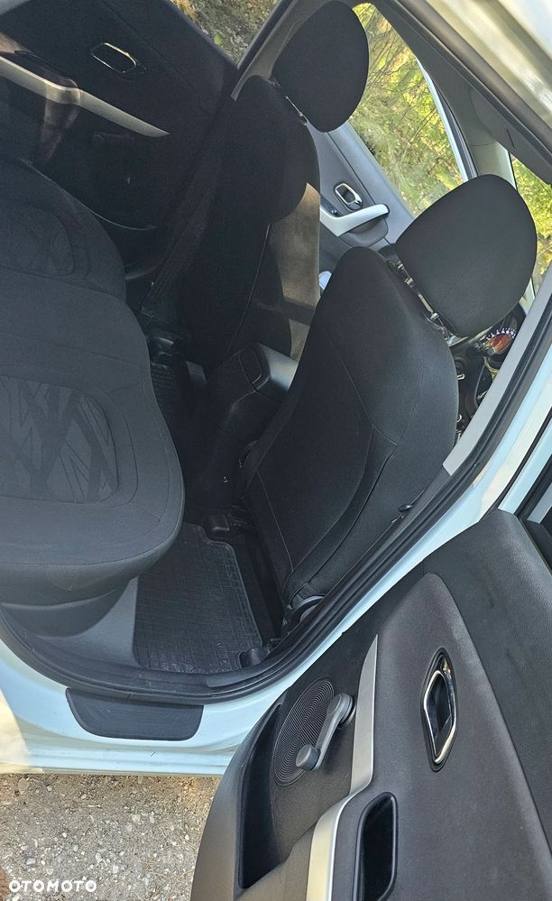 Kia Ceed 1.4 L Business Line - 23