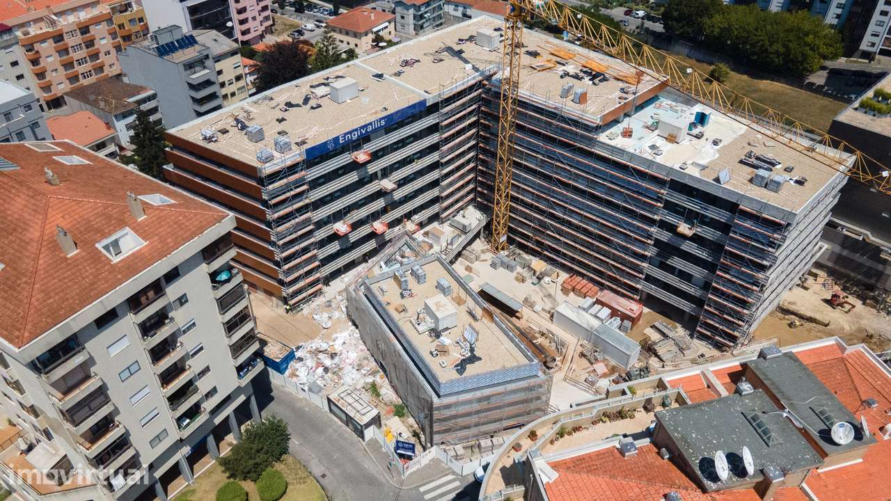 Excelente T1 a 2 Minutos da Estação de Metro "D. João II". - Grande imagem: 3/5