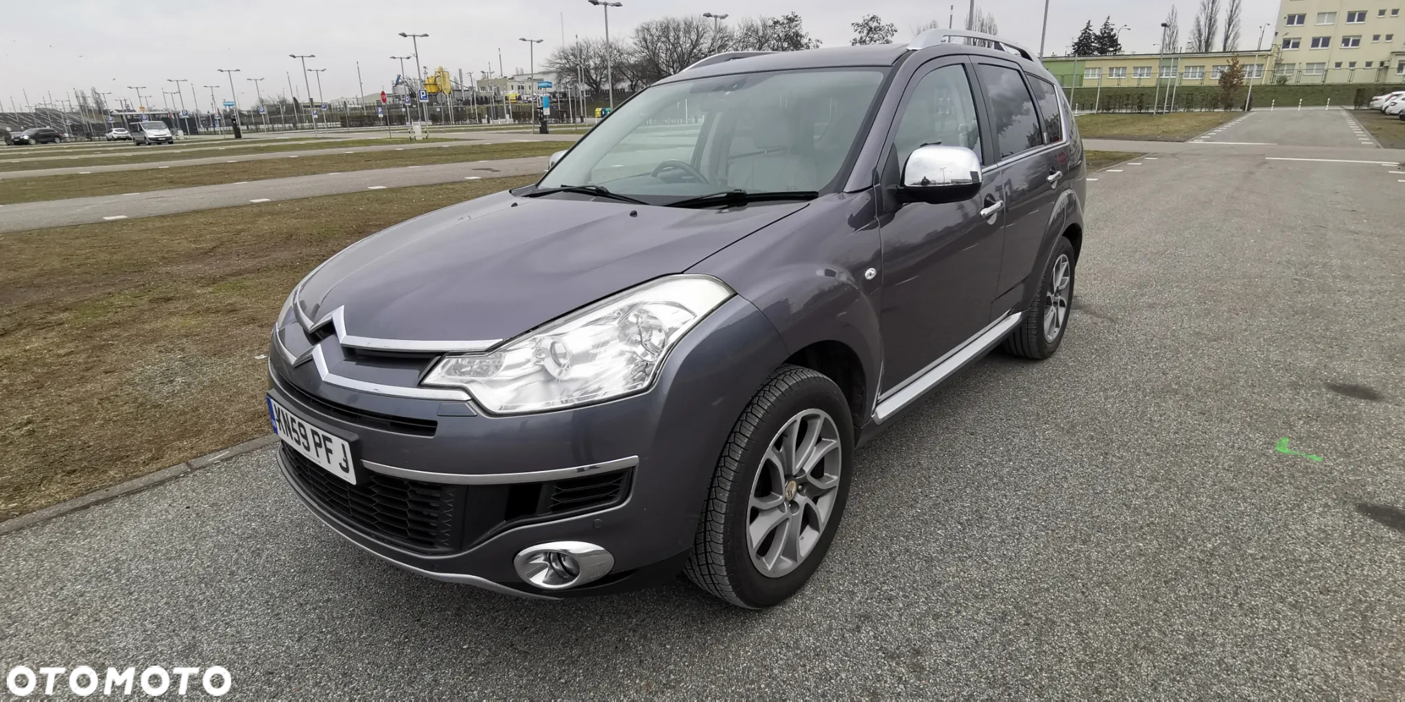 Citroën C-Crosser 2.2 HDi Exclusive DCS - 6