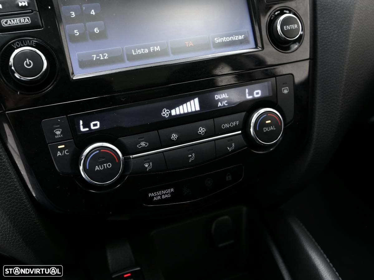 Nissan Qashqai 1.5 dCi N-Connecta - 21