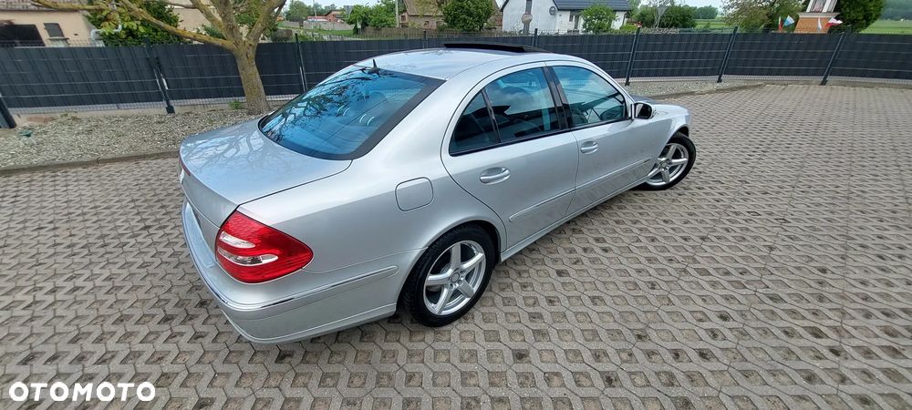 Mercedes-Benz Klasa E 200 Kompressor Automatik Avantgarde - 26