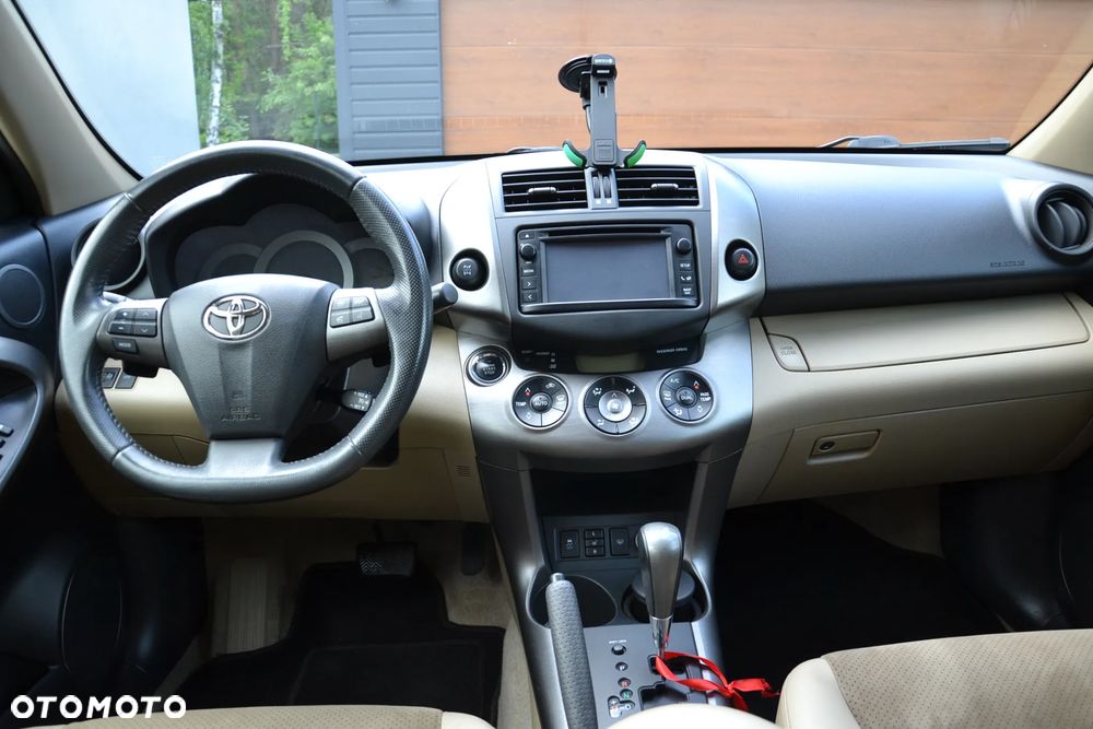 Toyota RAV4 2.0 VVT-i Premium MS - 17