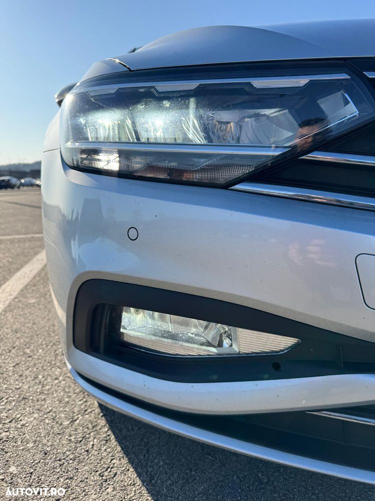 Volkswagen Passat 2.0 TDI SCR DSG Business - 9