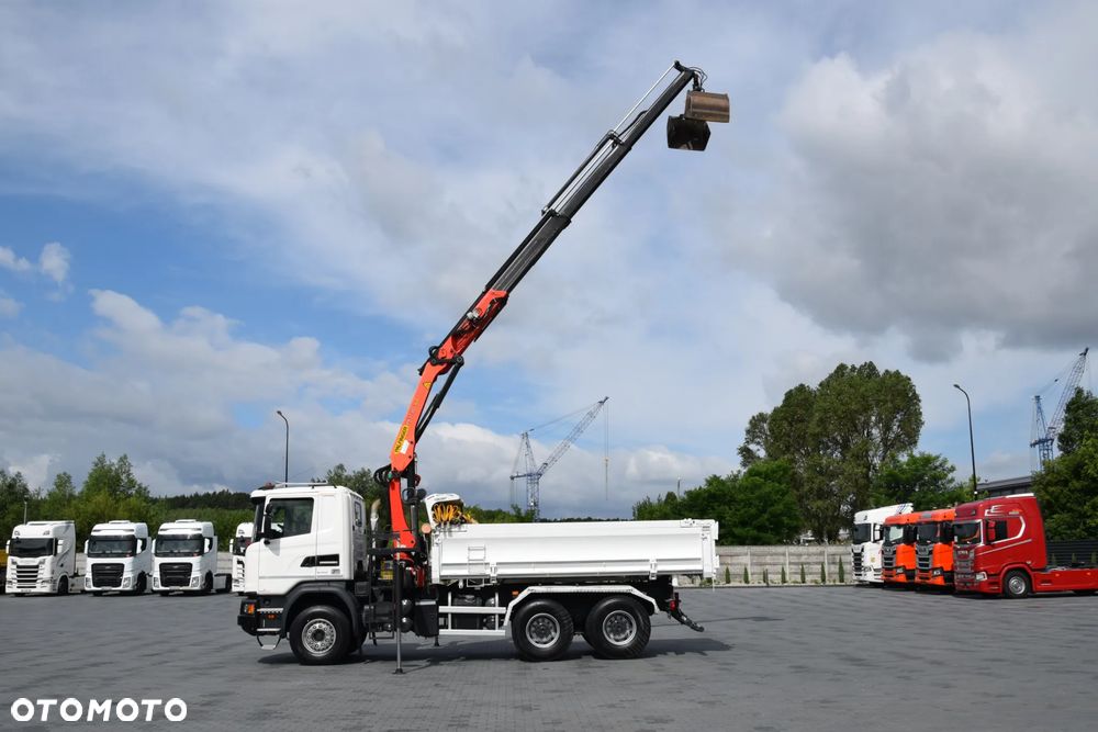 Scania G410 / 6x4 / EURO 6 / HDS PALFINGER PK 17.001 / WYSUW x3 / ROTATOR / CHYWTAK / STEROWANIE RADIOWE / WYWROTKA / HYDROBURTA / AUTOMAT / KAMERA COFANIA / NAWIGACJA / HAK / NISKI PRZEBIEG / 2017 / SERWISOWANY / SPROWADZONY - 19