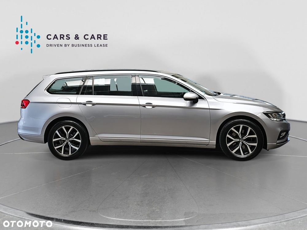 Volkswagen Passat 2.0 TDI EVO Business DSG - 24