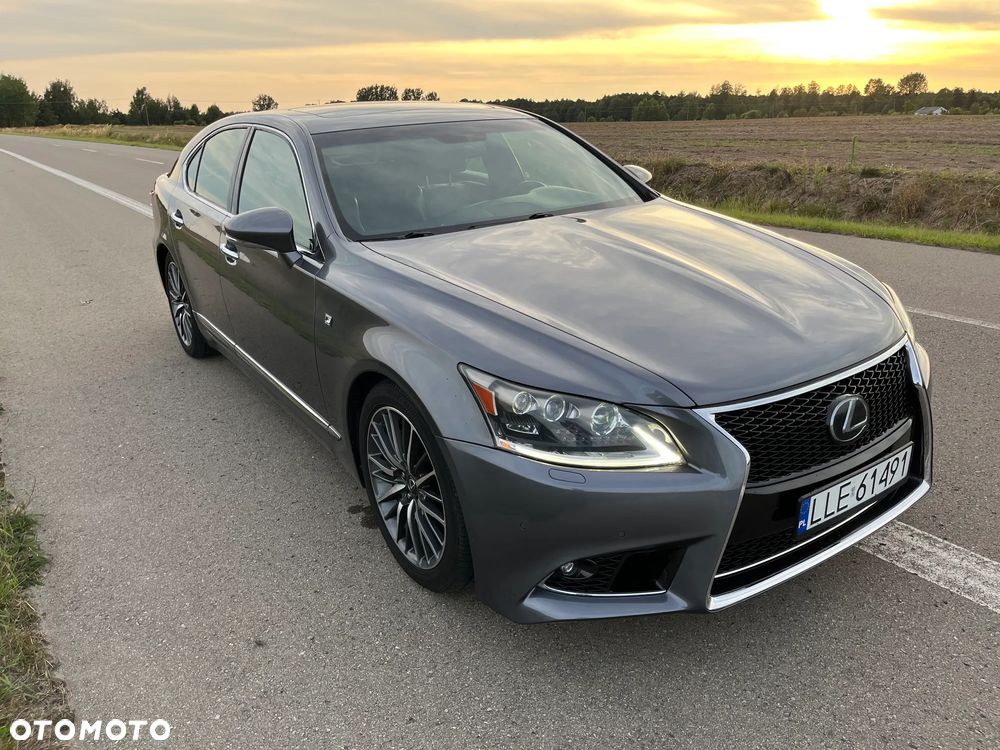 Lexus LS 460 F Sport - 1