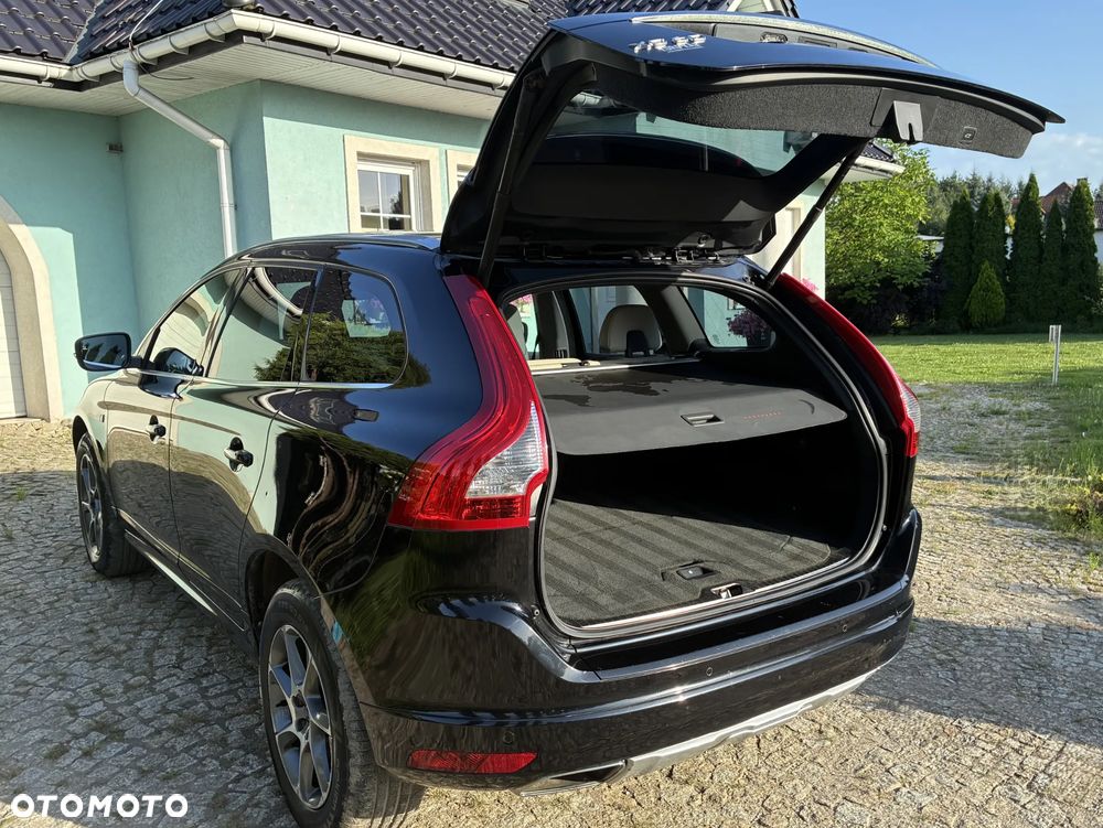 Volvo XC 60 D4 AWD Ocean Race - 10