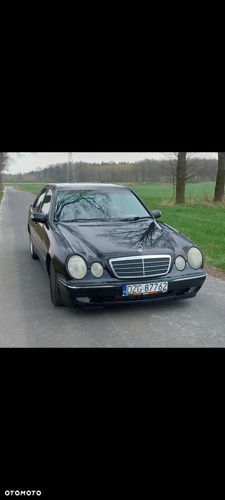 Mercedes-Benz Klasa E - 4