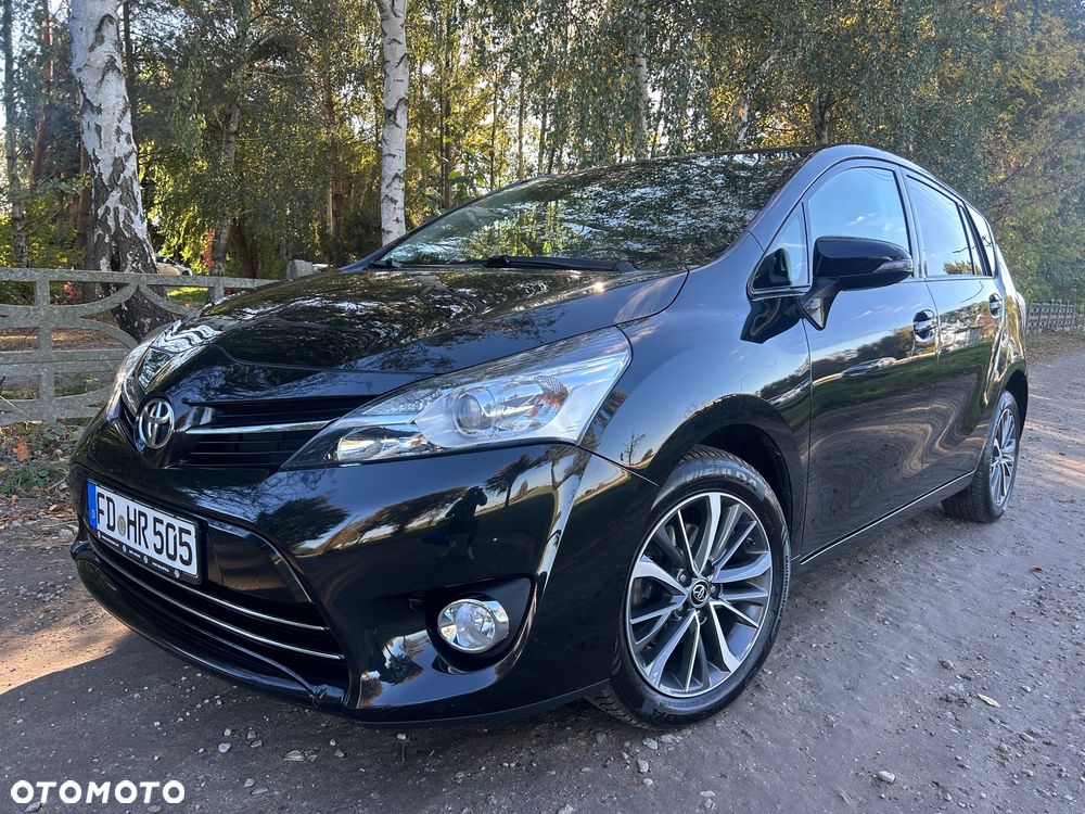 Toyota Verso 1.8 7-Sitzer Skyview Edition - 32