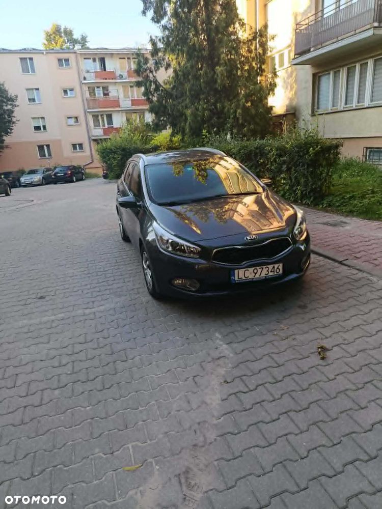 Kia Ceed - 1