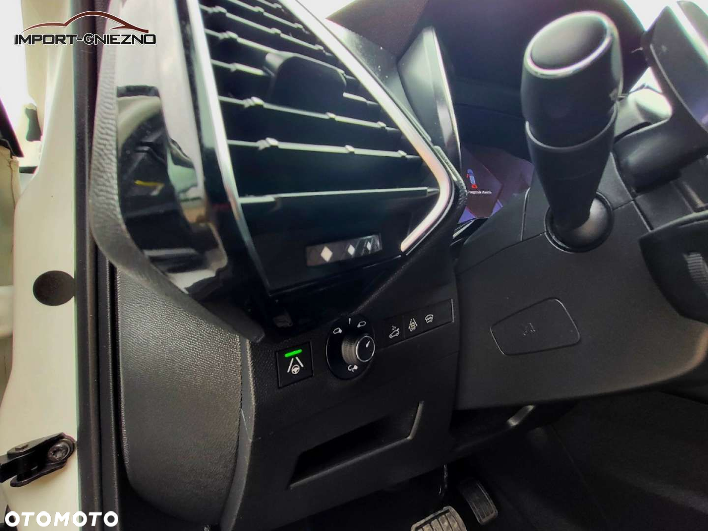 DS Automobiles DS 7 Crossback - 11
