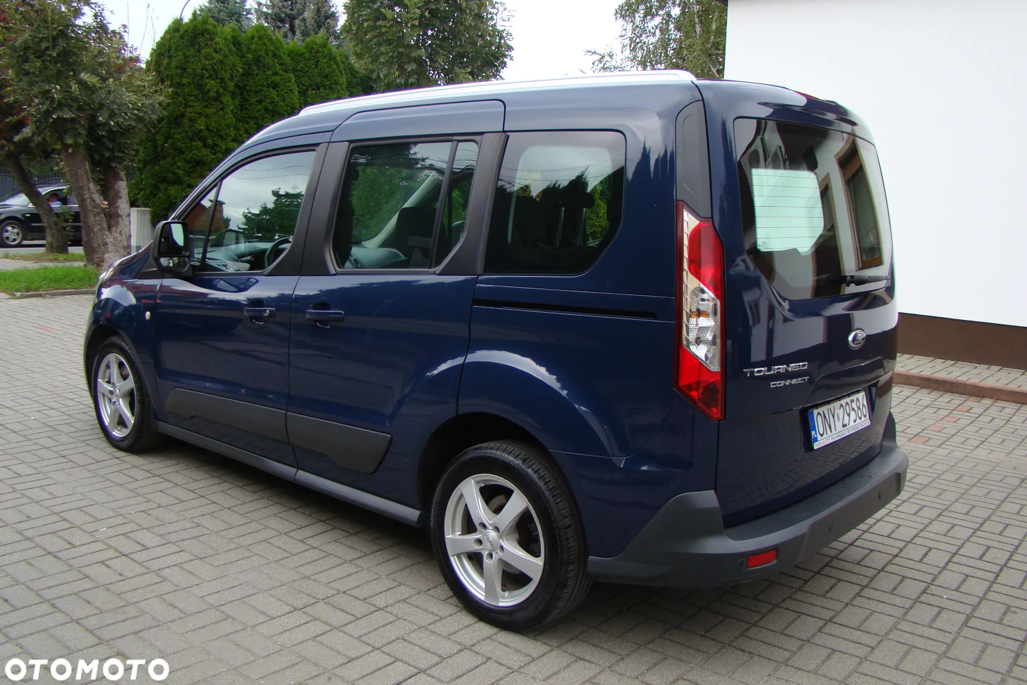 Ford Tourneo Connect - 5