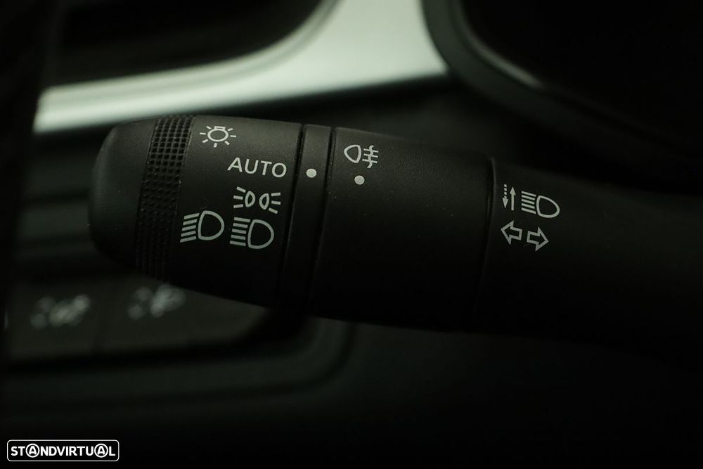 Renault Captur 1.0 TCe Techno Bi-Fuel - 16