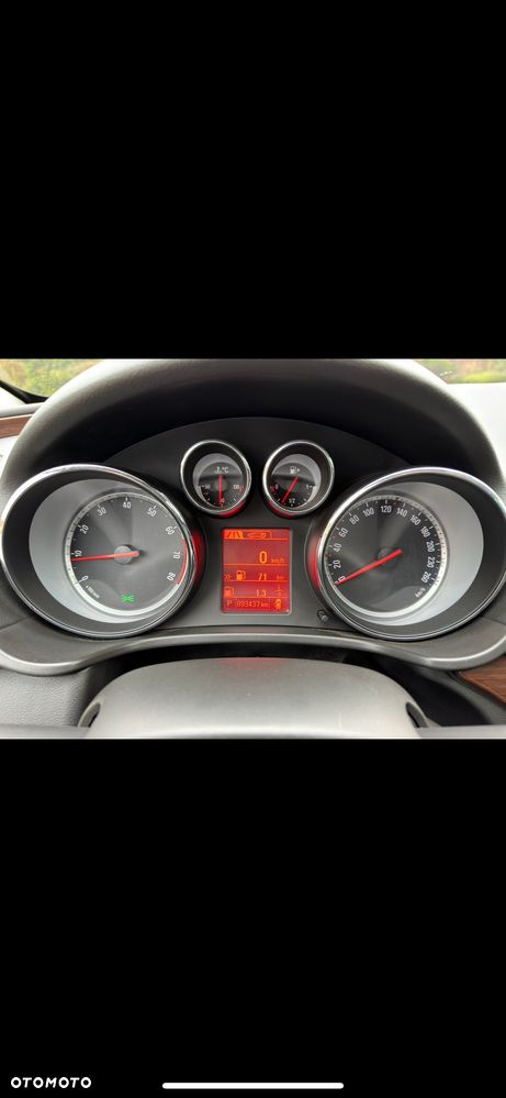 Opel Insignia 2.0 Turbo Sports Tourer 4x4 Automatik - 22