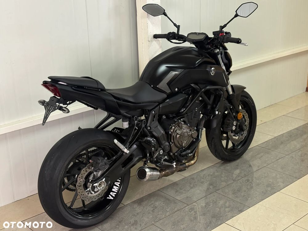 Yamaha MT - 6