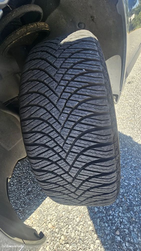 Citroën C4 1.6 HDi 110 Exclusive - 9